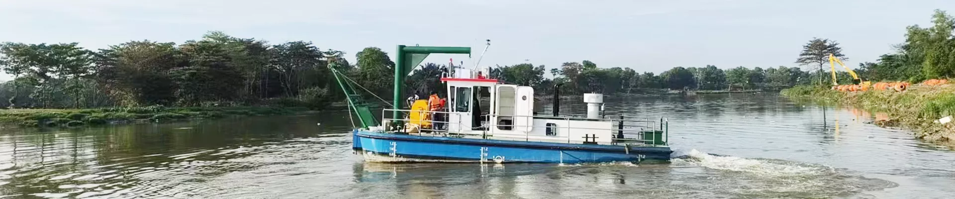 আমাদের সাথে যোগাযোগ করুন