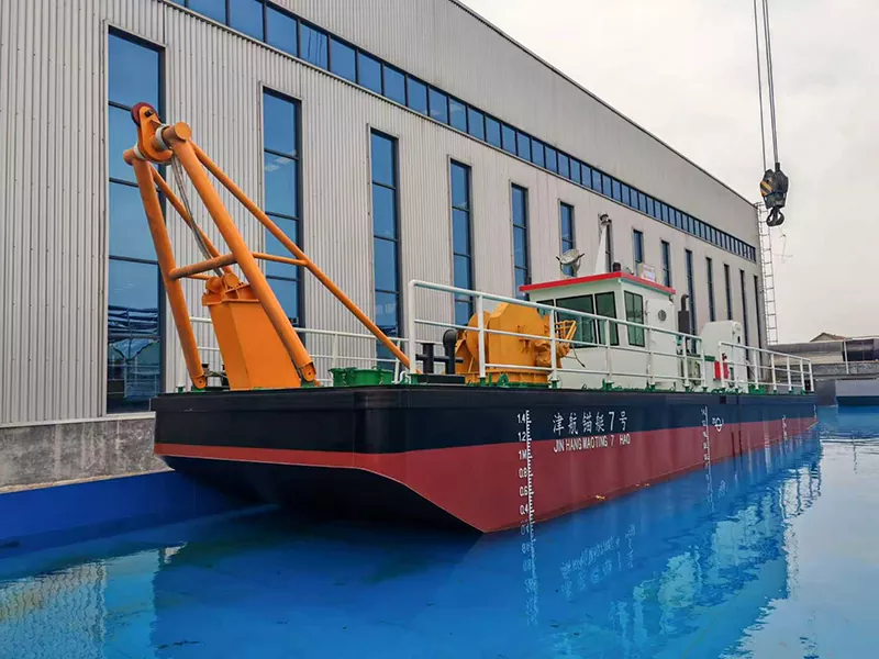 Dedger Assistance Tugboat