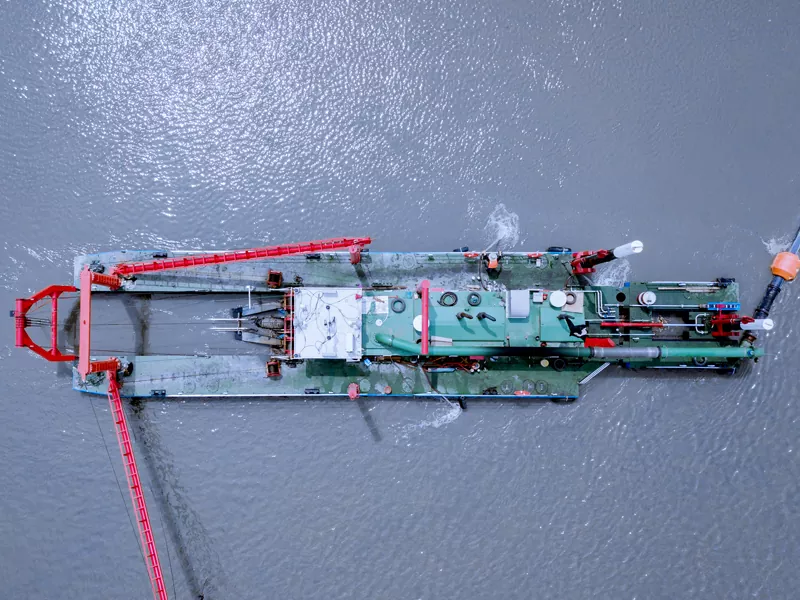 bucket dredger